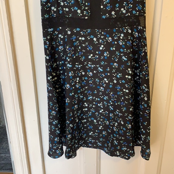 NWOT Like Mynded Blue Floral w/ Black Mesh Dress - Picture 4 of 5
